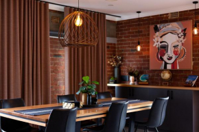 Linear Guest Apartment - Luxury in the city, Hobart